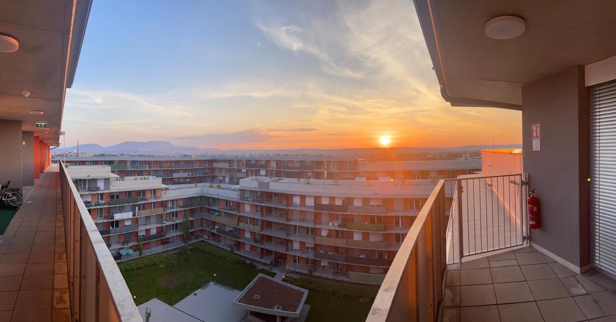 100 Qm Penthouse, Self-Check-In, 2 Parkplaetze Διαμέρισμα Γκρατς Εξωτερικό φωτογραφία