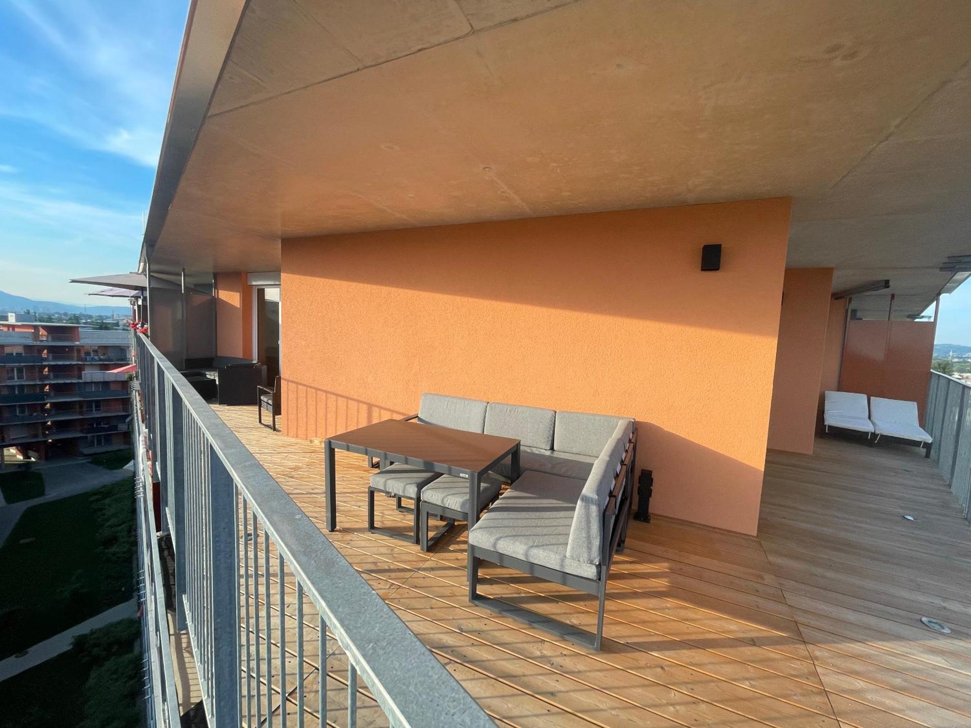 100 Qm Penthouse, Self-Check-In, 2 Parkplaetze Διαμέρισμα Γκρατς Εξωτερικό φωτογραφία
